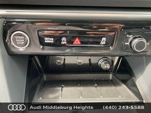 Used 2025 Audi Q5 Premium Plus AWD/4WD image 39