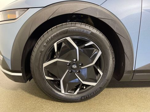 Certified 2024 Hyundai Ioniq 5 SE RWD image 11