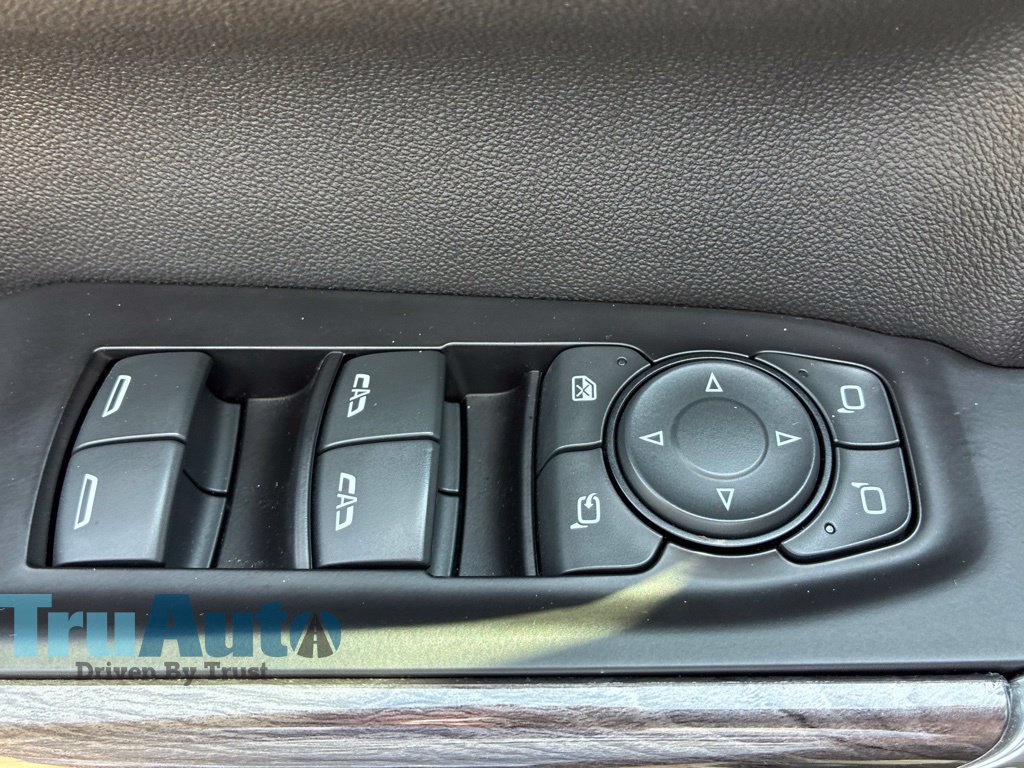 Used 2019 Chevrolet Silverado 1500 LTZ w/ LTZ Plus Package RWD image 21