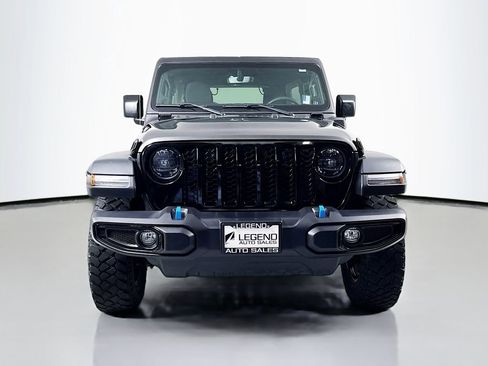 Used 2023 Jeep Wrangler Unlimited w/ Cold Weather Group AWD/4WD image 2