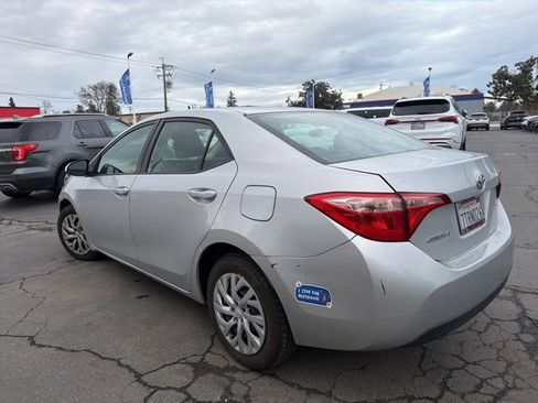 Used 2017 Toyota Corolla L image 5