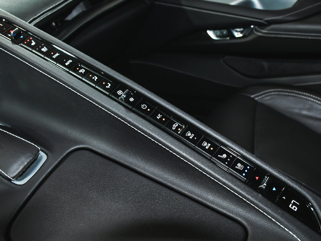 Used 2022 Chevrolet Corvette Stingray Preferred Cpe w/ Z51 Performance Package RWD image 37