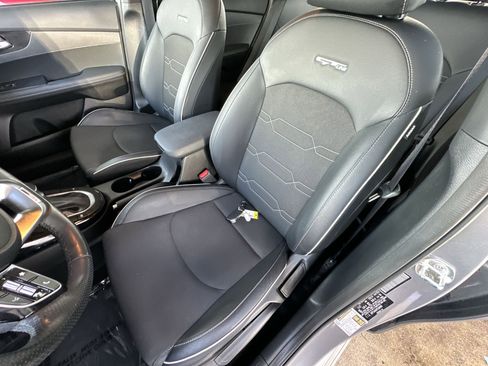 Used 2023 Kia Forte GT-Line image 13