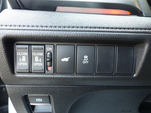 Used 2026 Honda Odyssey Sport-L image 23