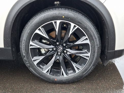 Certified 2024 MAZDA CX-90 Plug-In Hybrid w/ Premium Pkg image 9