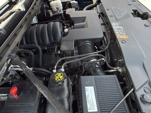 Used 2017 Chevrolet Silverado 1500 LTZ Z71 AWD/4WD image 47