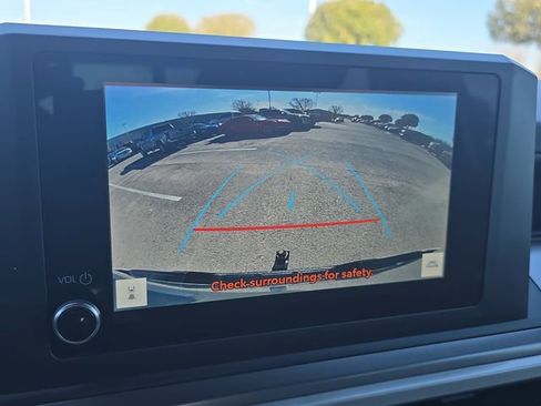 Used 2025 Toyota Tacoma SR5 image 22