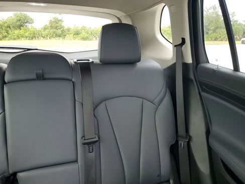 Used 2019 Buick Envision Essence image 14