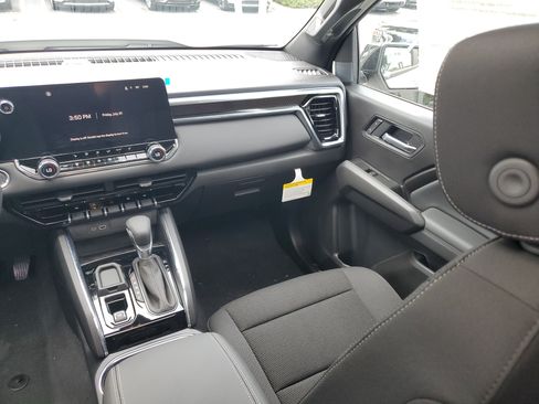 New 2026 GMC Canyon Elevation w/ Convenience Package RWD image 17