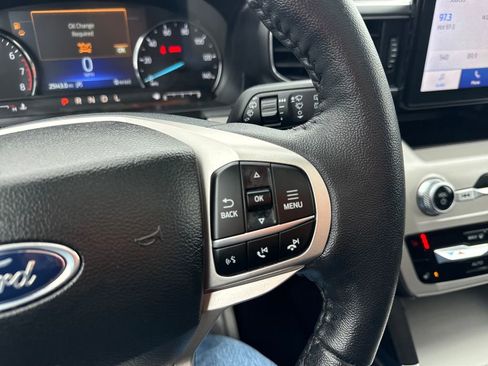 Used 2023 Ford Explorer XLT w/ Equipment Group 202A image 37