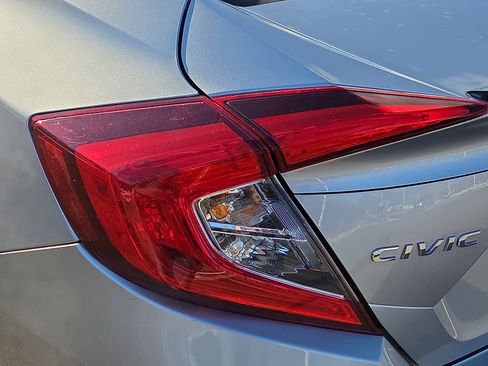 Certified 2020 Honda Civic Sport image 11