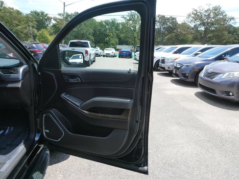 Used 2019 Chevrolet Tahoe LT AWD/4WD image 23