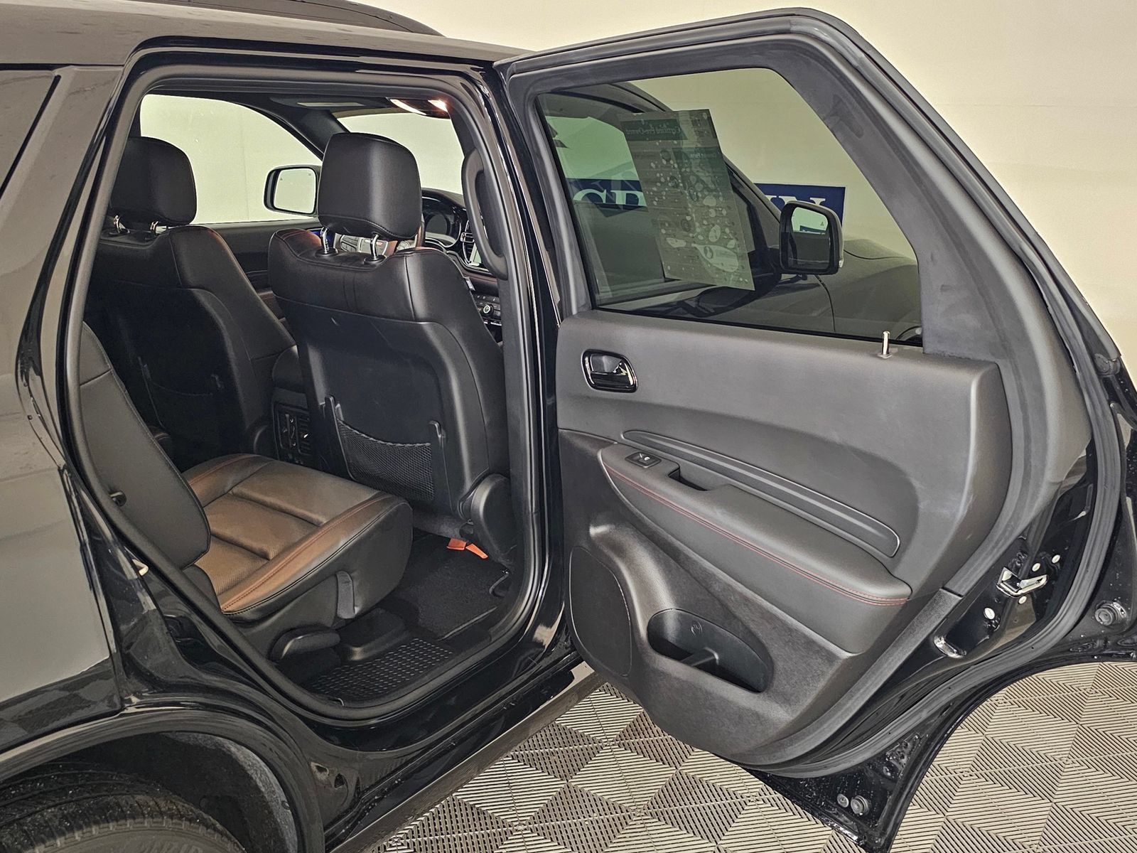 Used 2023 Dodge Durango GT AWD/4WD image 25