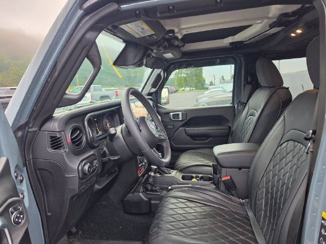 Used 2026 Jeep Wrangler Unlimited Rubicon w/ Xtreme 35 Tire Package AWD/4WD image 15