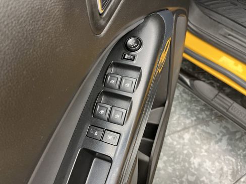 Used 2018 Chevrolet Colorado Z71 image 7