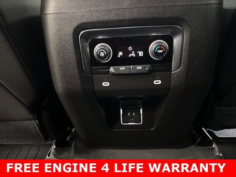 Used 2021 Chevrolet Tahoe LT image 23