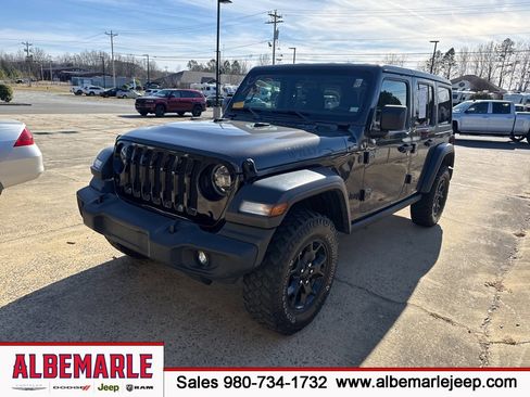 Used 2020 Jeep Wrangler Unlimited Sport image 1