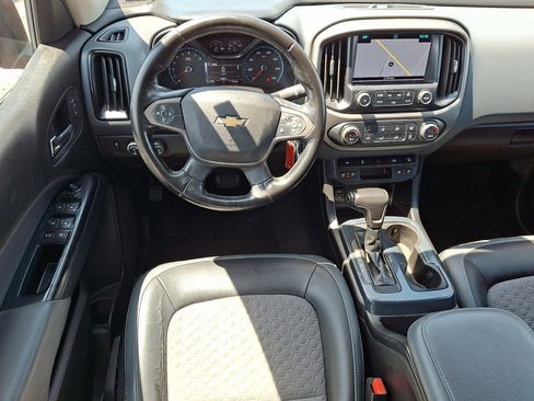 Used 2017 Chevrolet Colorado Z71 AWD/4WD image 22