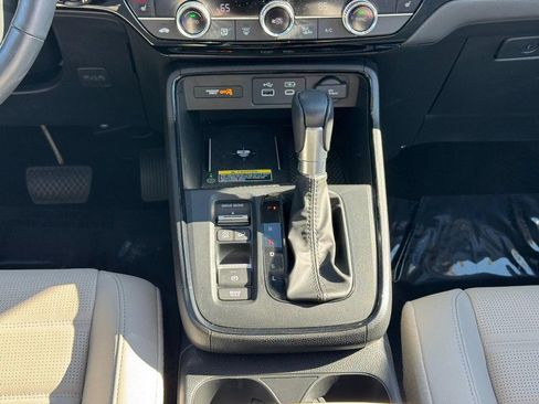 Used 2024 Honda CR-V EX-L image 15