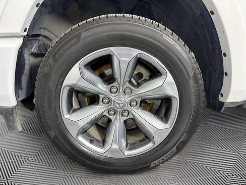Used 2020 RAM 1500 Limited AWD/4WD image 32