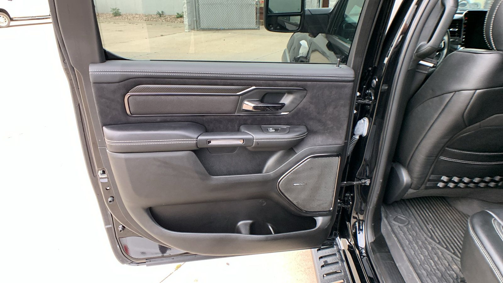 Used 2025 RAM 1500 RHO w/ RHO Level 1 Equipment Group AWD/4WD image 29