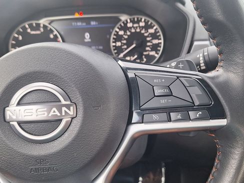 Used 2024 Nissan Altima 2.5 SR AWD/4WD image 17