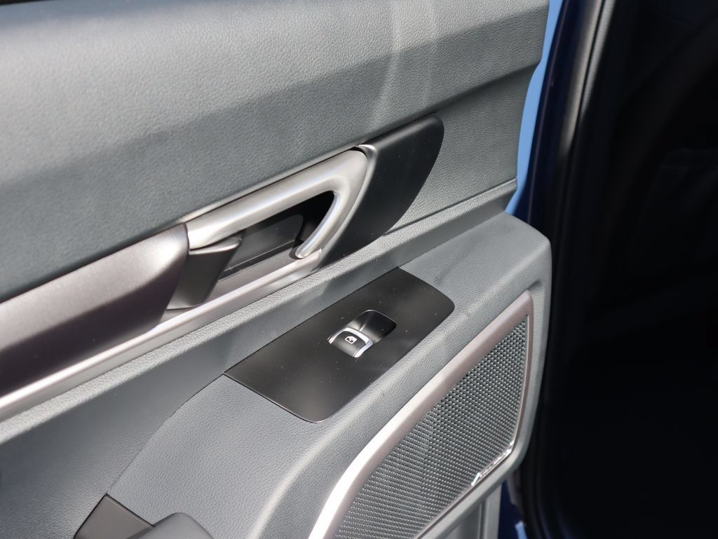 New 2025 Kia Telluride S FWD image 12