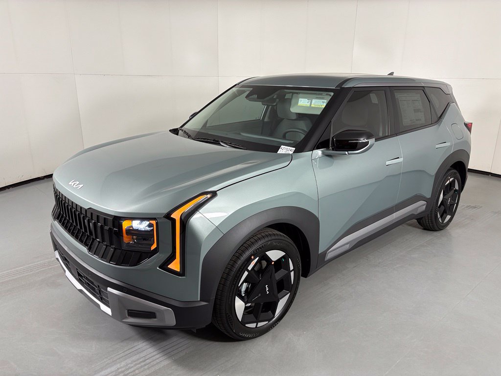 New 2027 Kia Seltos S FWD image 4