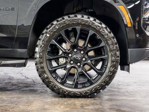 Used 2025 Chevrolet Tahoe RST w/ Comfort Package AWD/4WD image 21