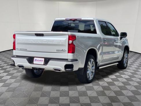 Used 2024 Chevrolet Silverado 1500 High Country AWD/4WD image 5