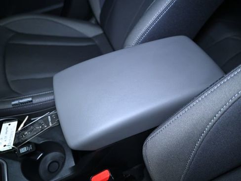 Certified 2025 Subaru Impreza 2.0i image 25