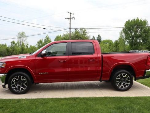 Used 2026 RAM 1500 Laramie AWD/4WD image 31