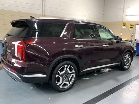 Used 2023 Hyundai Palisade Limited AWD/4WD image 5