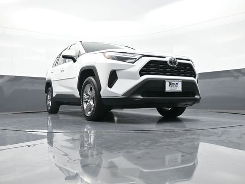 Certified 2022 Toyota RAV4 XLE image 27