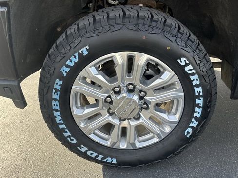 Used 2020 GMC Sierra 3500 Denali image 37