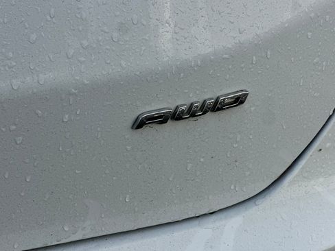 Used 2023 Ford Edge SE image 27