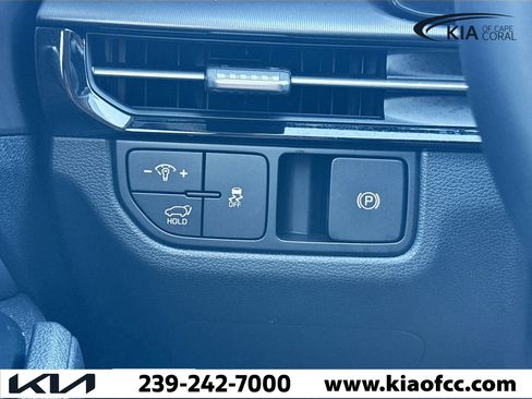 New 2026 Kia Sportage EX FWD image 33