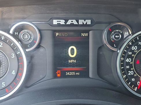 Used 2024 RAM 3500 Big Horn AWD/4WD image 6