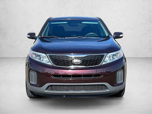 Used 2014 Kia Sorento LX FWD image 3