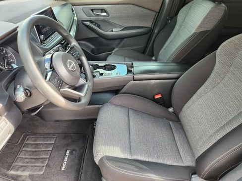 Certified 2023 Nissan Rogue SV FWD image 14