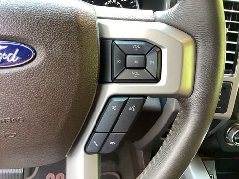 Used 2019 Ford F150 King Ranch w/ Equipment Group 601A Luxury AWD/4WD image 52
