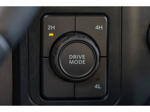 Used 2025 Ford F150 XLT w/ Equipment Group 301A Standard image 27