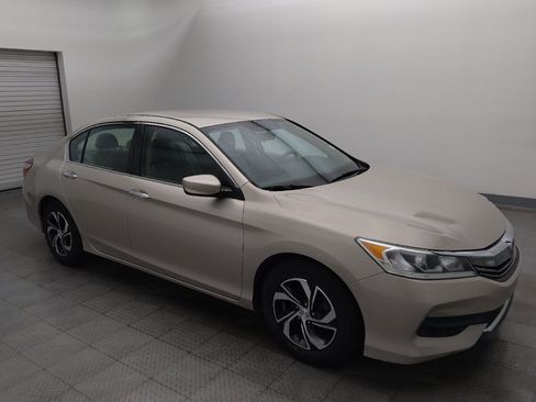 Used 2016 Honda Accord LX image 11