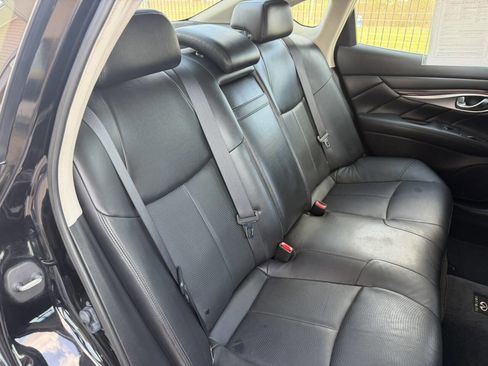 Used 2013 INFINITI M37 w/ Premium Pkg RWD image 16