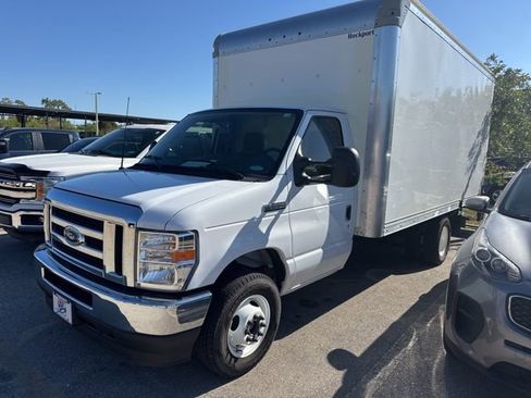 Used 2024 Ford E-350 and Econoline 350 Super Duty w/ Power Windows & Locks Group image 1