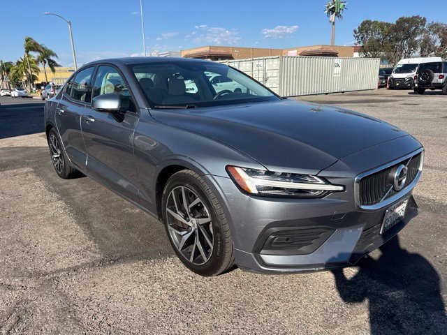 Used 2020 Volvo S60 T5 Momentum w/ Protection Package Premier FWD image 3