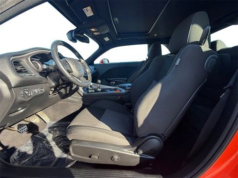 Used 2022 Dodge Challenger R/T w/ Driver Convenience Group image 9