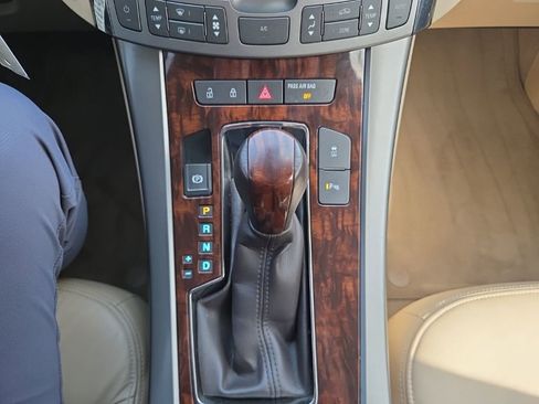 Used 2013 Buick LaCrosse Leather image 19