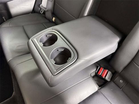 Used 2015 Subaru Outback 3.6R Limited image 33