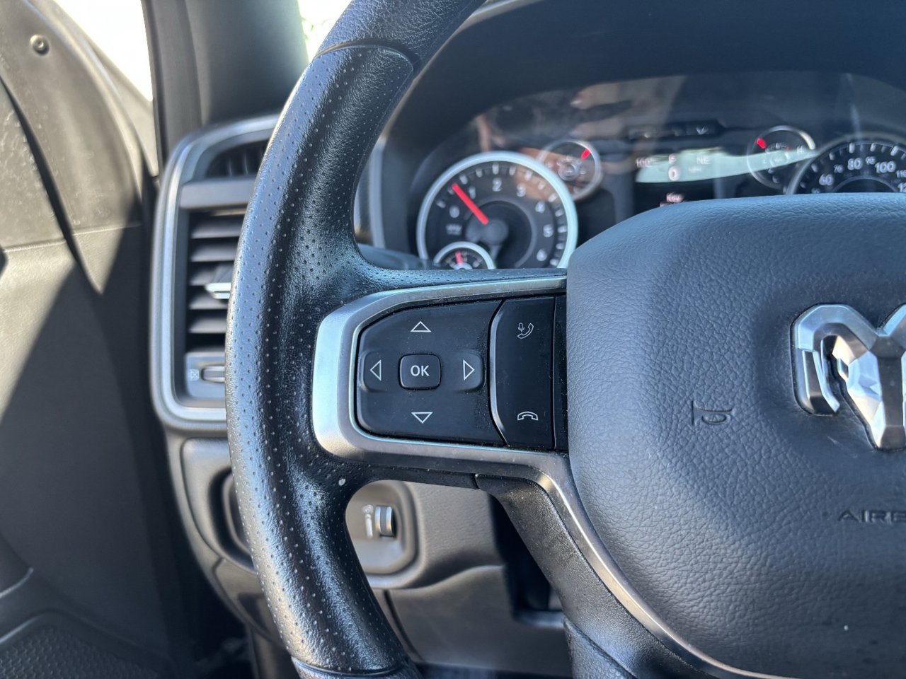 Used 2025 RAM 1500 Tradesman AWD/4WD image 26